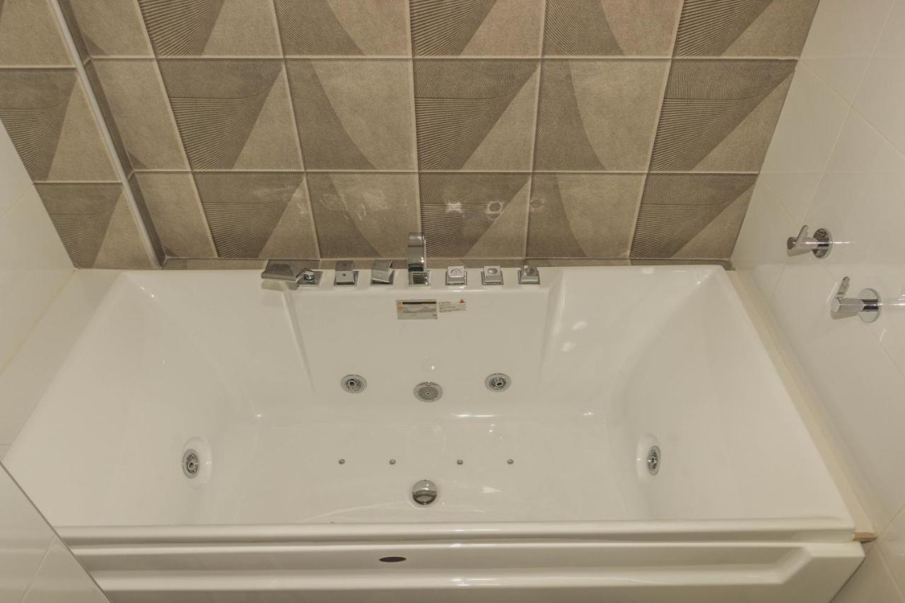 Hotel Cancun Jaén Extérieur photo